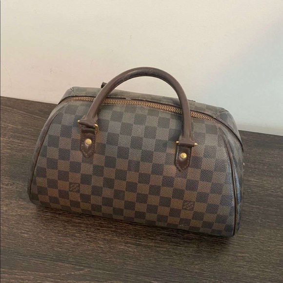 Loius Vuitton Bag - Picture 4 of 4